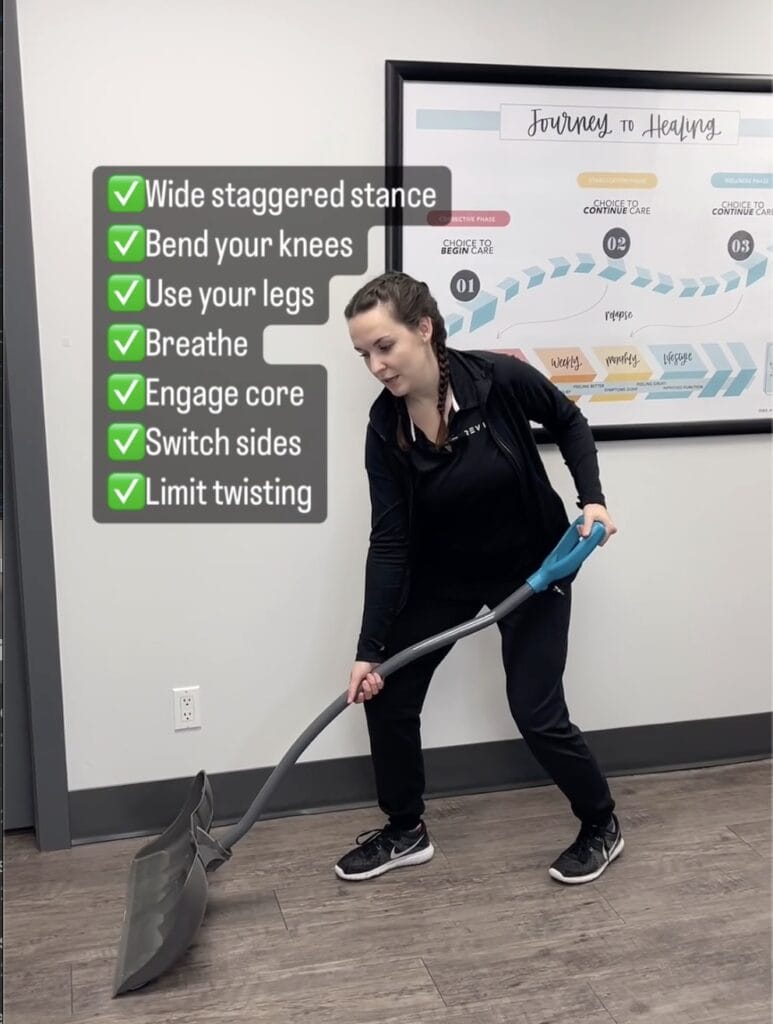 Choosing the Right Snow Shovel: Your Guide to Injury Prevention 1 p